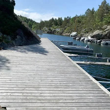 Sunny In Oysang Near Risor Sondeled