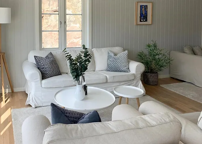 Sunny In Oysang Near Risor Casa de Férias